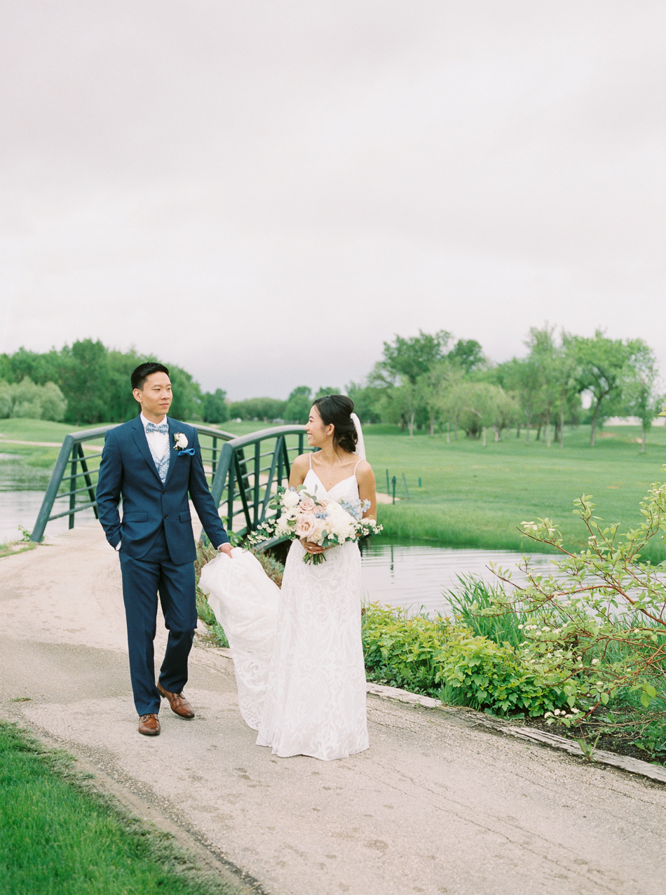 Elegant Modern Winnipeg Wedding at Glendale Golf & Country Club | Esther Funk Photography | Canadian Fine Art Wedding Photographer Esther Funk